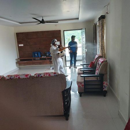 Feel Like Home -Guest House Near Tenneti Park Visakhapatnam Ngoại thất bức ảnh