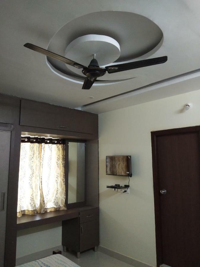 Feel Like Home -Guest House Near Tenneti Park Visakhapatnam Ngoại thất bức ảnh